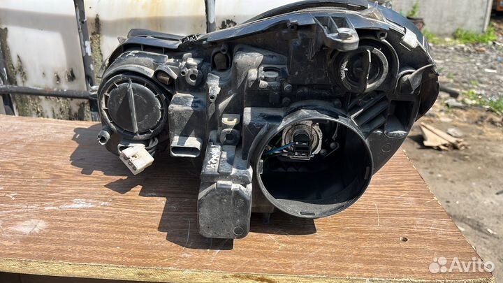 Фара Мерседес Е211 рест Галоген