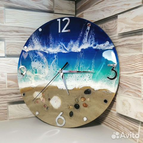 Часы настенные из эпоксидной смолы