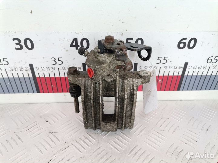 Суппорт задний левый для Audi A3 8L 1J0615423G