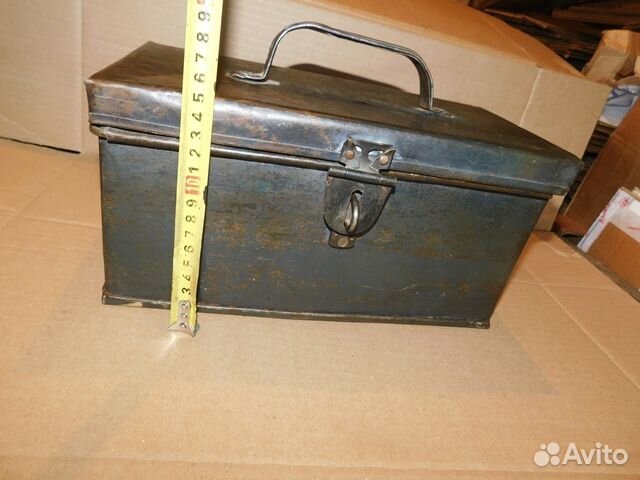 Жестяной сундучок-ларец кустарного изготовл. СССР