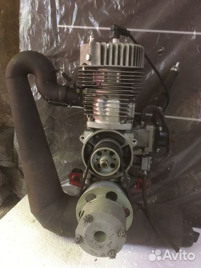 Парамотор Хирт F33