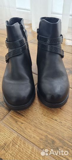 Полуботинки зимние женские 36 размер