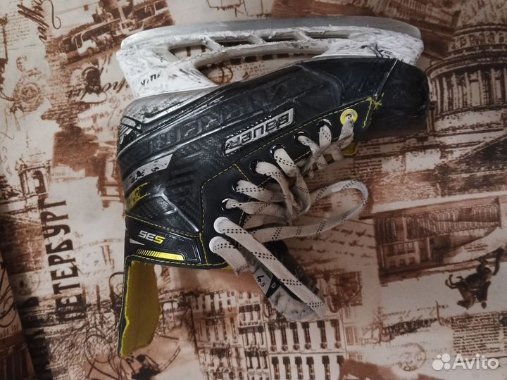 Коньки хоккейные