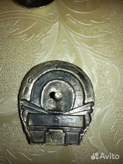 Знак метро имени Кагановича 3-очередь 1944г