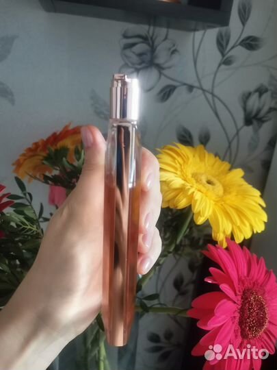 Парфюмерная вода женская