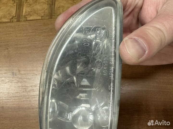 Фара туманка Toyota Harrier / Lexus RX300