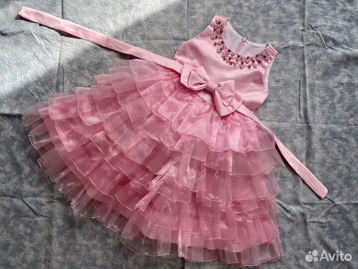 Праздничное нарядное платье для девочки 110-116 р
