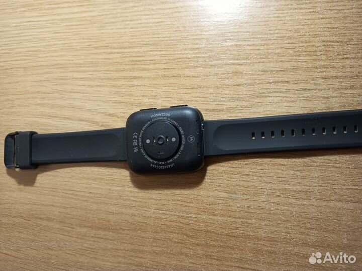 Смарт часы Moto watch 200