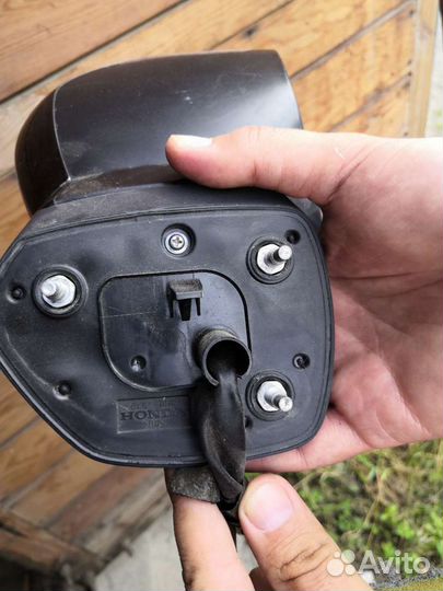 Зеркало правое