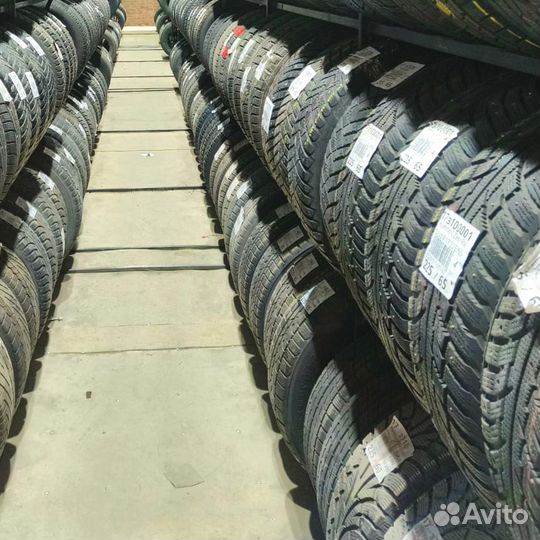 Bridgestone Blizzak VRX 215/60 R16 95L