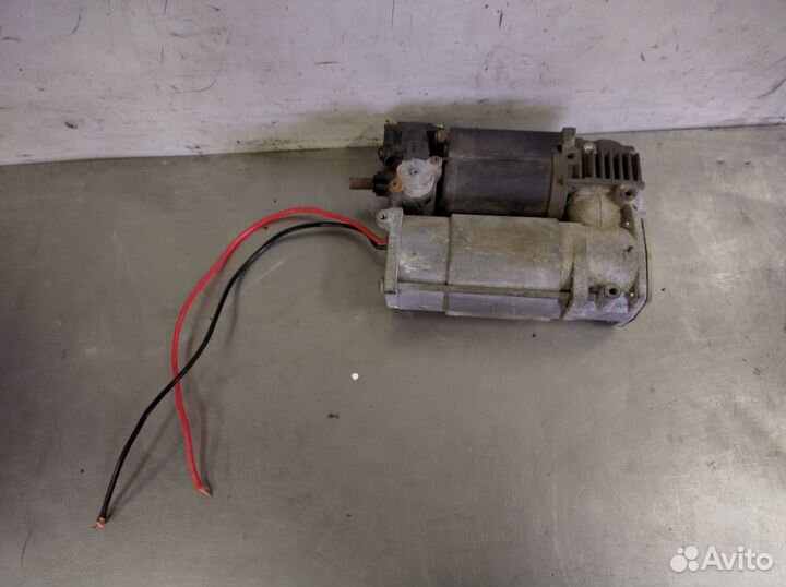 Компрессор пневмоподвески wabco