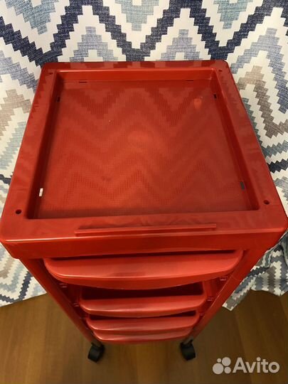 Тележка парикмахерская