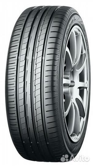 Yokohama BluEarth AE50 215/65 R17