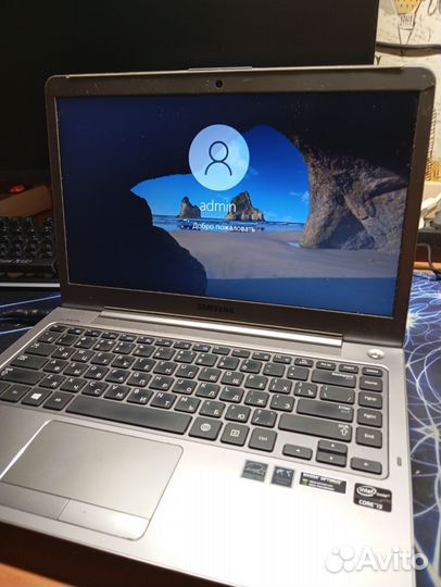 Ультрабук samsung