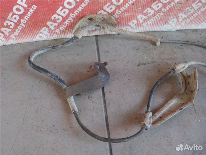 Датчик абс передний правый Toyota Rav 4 XA20 1CD