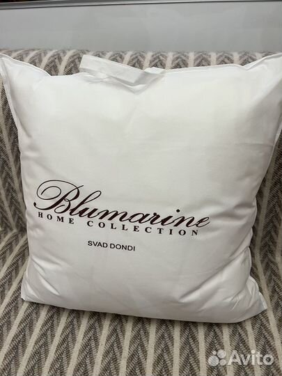 Подушки Blumarine пуховые упругие