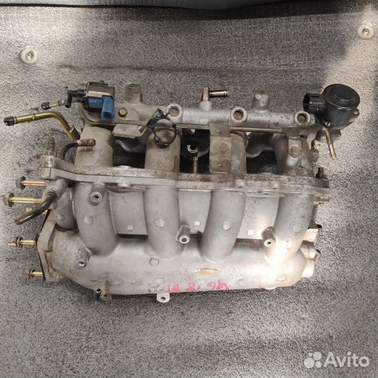 Впускной коллектор Nissan QG18-DD