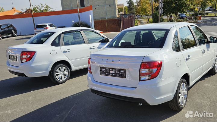 LADA Granta 1.6 МТ, 2023, 100 км