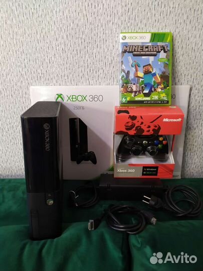 Xbox 360 + диски 250 GB