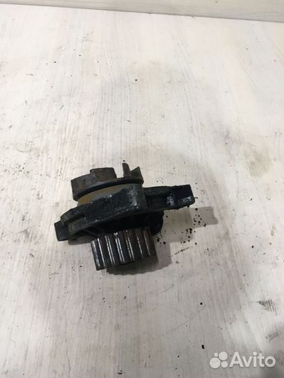 Помпа водяная насос Audi 100 C4 2.5 TDI