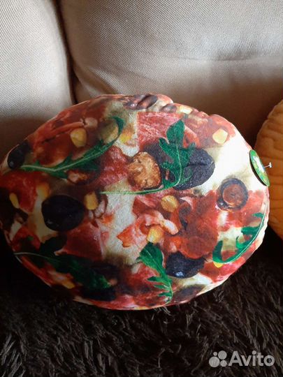 Декоративные подушки новые