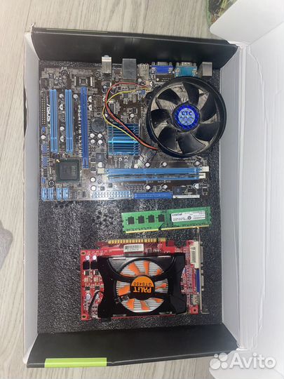 Комплект материнская процессор