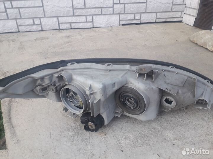 Фара Toyota Сamry 30