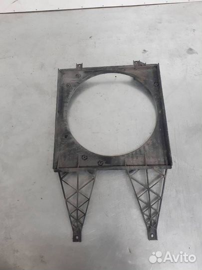 Диффузор вентилятора Skoda Roomster 2008 6Q0121207