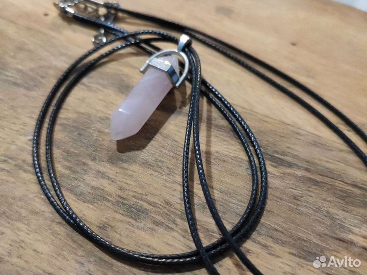 Кулон розовый кварц