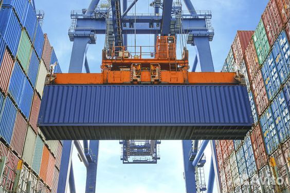 Таможенное оформление, международные перевозки