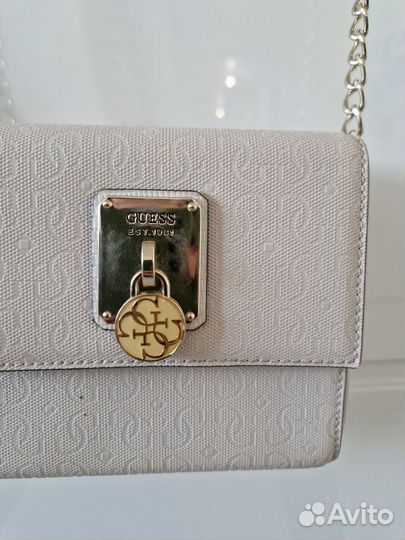 Сумка кроссбоди Guess