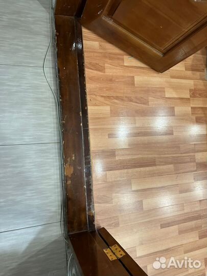 Дверь межкомнатная со стеклом двухстворчатая