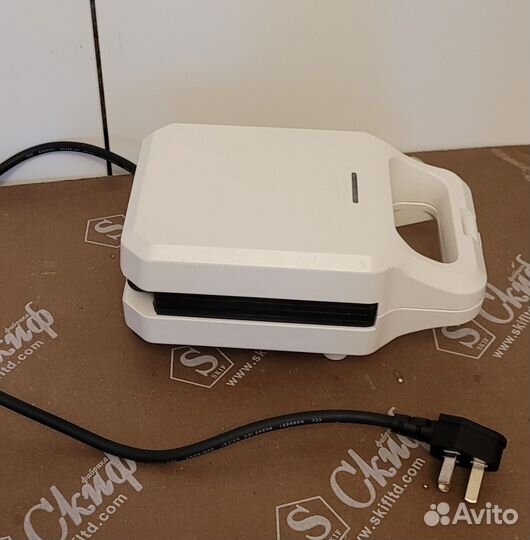 Бутербродница новая