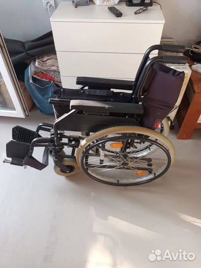 Инвалидная коляска новая