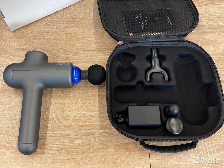 Массажный пистолет Yunmai от Xiaomi