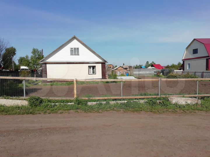 Дом 65 м² на участке 13 сот.