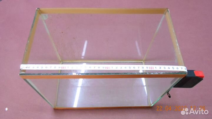 Террариум25.5л. и аквариум 10 л