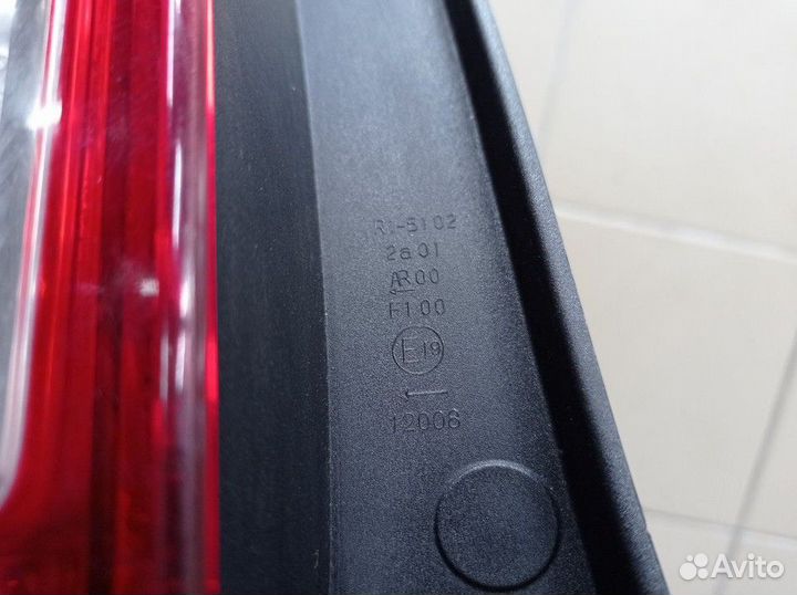 Фонарь задний левый Renault Logan