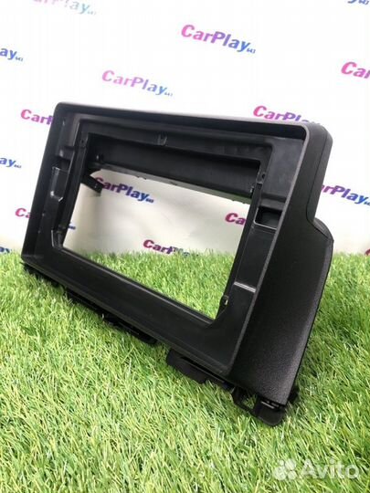 Переходная рамка магнитолы Kia K5 2016