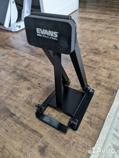 Тренировочный пэд бас-барабана Evans RealFeel