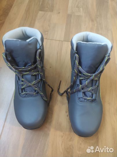 Лыжные ботинки детские