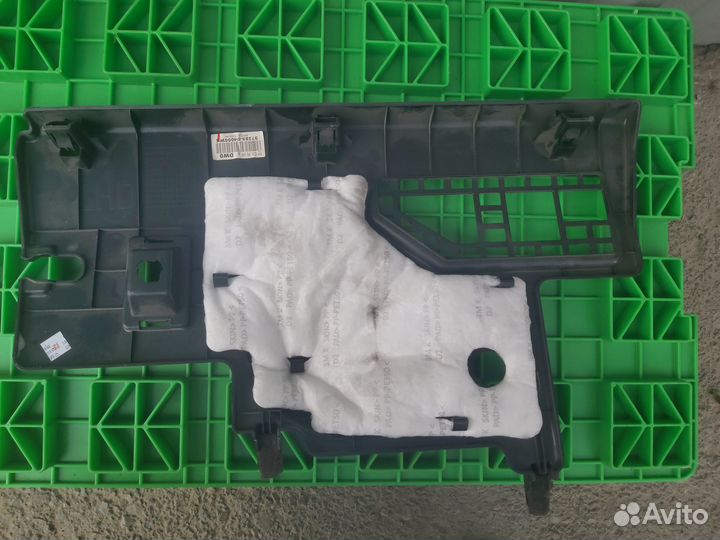 Накладка на торпедо правая KIA optima IV JF бу