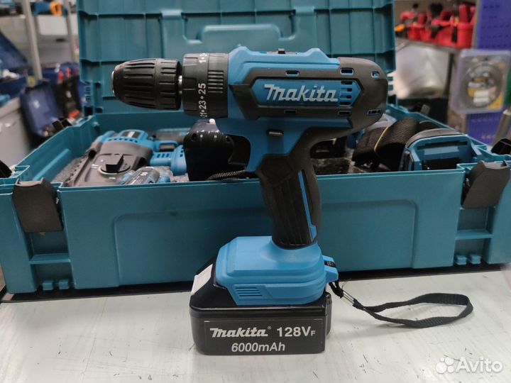 Аккумуляторный инструмент makita 5 аккумуляторов