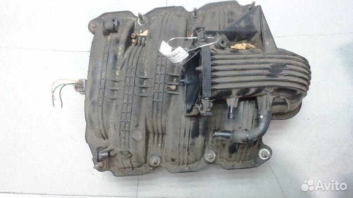 Коллектор впускной Jeep Liberty, 2003