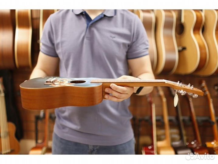 Flight AUC-33 Orchid Укулеле концерт