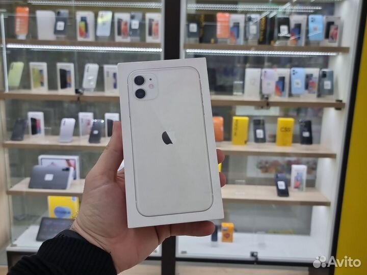 iPhone 11, 128 ГБ