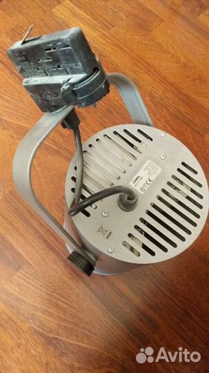 Прожектора lival