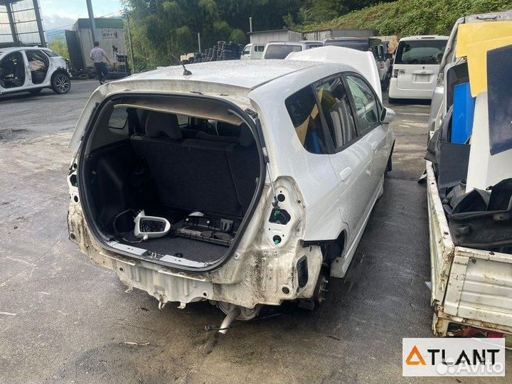 Фара передняя правая honda FIT