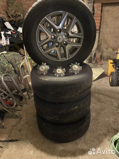 R18 Nexen DH 65 285/65, PCD 5x150 DIA 110