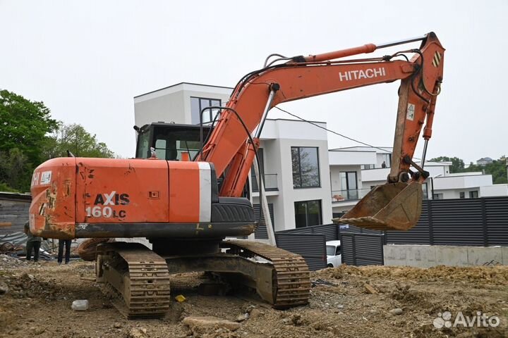 Гусеничный экскаватор Hitachi ZAXIS 160, 2010